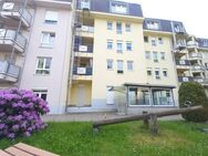 vermietete Kapitalanlage in Crimmitschau: 2 Zimmer Eigentumswohnung mit Balkon - Crimmitschau