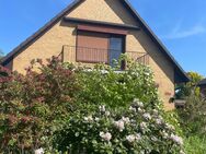 IDEAL FÜR HANDWERKER.Einfamilienhaus mit Einliegerwohnung in Pinneberg-Waldenau mit Baugrundstück im hinteren Bereich - Pinneberg