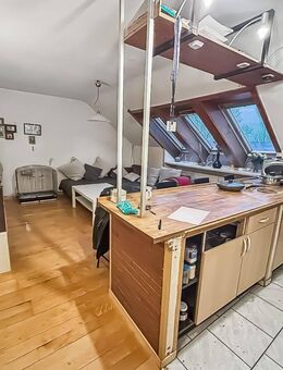 Wohnen unterm Dach - Charmante 3 Zimmer Wohnung in Dortmund-Körne - Dortmund
