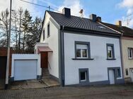VIELES ERNEUERT - EINFAMILIENHAUS IN VÖLKLINGEN-WEHRDEN (REF 0411) - Völklingen