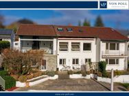 Villa mit 2 Wohneinheiten und Pool in Aussichtslage - Eningen (Achalm)