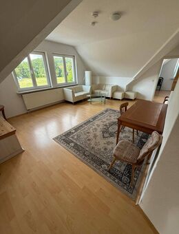 4-Zimmer-Wohnung mit Einbauküche - bedarfsweise möbiliert - Waltershausen