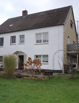 Familienfreundliches kleines Einfamilienhaus mit großem Garten in ruhiger Ortsrandlage zu verkaufen - Zeitlofs