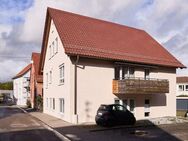 2,5-Zimmer-Dachgeschoss-Wohnung in ruhiger zentraler Lage, "Neubau" 2024, Einzelgarage + Stpl. - Winnenden