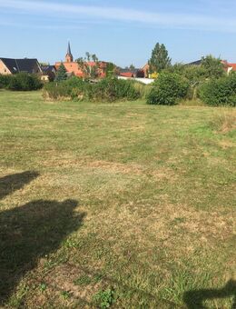 Baugrundstück 1000 m², 20 km nördl. von Leipzig provisionsfrei zu verkaufen - Zschepplin