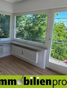 55011 Große renovierte Stadtwohnung mit Wintergarten im Zentrum von Hof - Hof