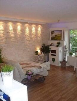 Gemütliche Wohnung mit 1 Schlafzimmer und Balkon in Saarbrücken-Schafbrücke - Saarbrücken