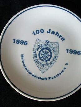 100 Jahre Marinekameradschaft Flensburg e.V. 1896-1996 Arzberg Porzellan Teller 15 cm Marine Deko weiß-blau 5,- - Flensburg