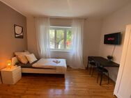 2 Zimmer Wohnung ( WG geeignet ) im Nibelungenviertel - Nürnberg