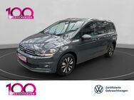 VW Touran, 1.5 TSI Move digitales, Jahr 2023 - Köln