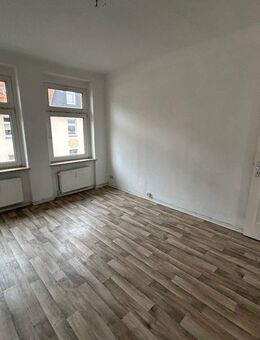 Geräumige 3-Zimmer-Wohnug mit Balkon! - Magdeburg