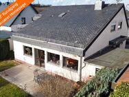 Großzügiges Einfamilienhaus mit Einliegerwohnung in Pellingen - Pellingen
