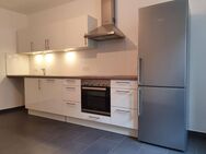 Sofort frei! Kernsanierte moderne 3-Zi.-Whg. 2. OG ruhige Altstadtlage - Schweinfurt