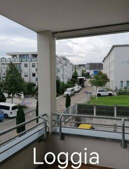 Schnuckelige 2 Zimmer, Einbauküche, Aufzug und Balkon - Waldbronn