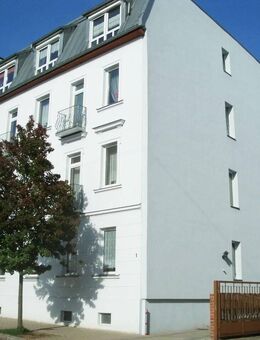 Single-Wohnung mit Balkon - Zeitz
