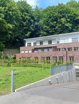 Großzügige 4-Zimmer-Wohnung in Südausrichtung - Bendestorf