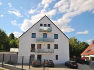 E & Co. - Moderne, helle 2-Zimmer Dachgeschosswohnung mit Balkon am Moniberg. - Landshut