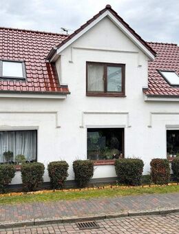 Solide Kapitalanlage mitten in Pinneberg, 3-Familienhaus mit stabilem Mietertrag - Pinneberg