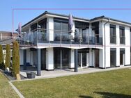 Moderne, helle Wohnung im Obergeschoß mit Balkon, EBK, Carport - Uhldingen-Mühlhofen