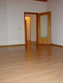 RS-Innen 2 Zimmer Wohnung mit Balkon - Remscheid