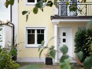 Hervorragende Stadtrandlage - Doppelhaushälfte im Villenstil mit schönem Garten - München