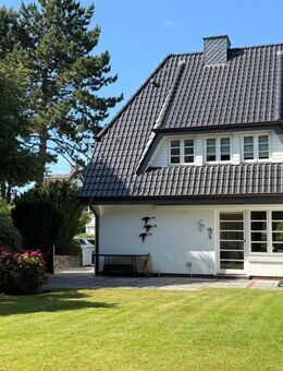 Ansprechende Haushälfte mit traumhaftem Garten in Alt-Westerland ! - Sylt