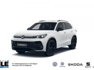 VW Tiguan, 1.5 eHybrid OPF R-Line BlackStyle ProMax, Jahr 2022 - Walsrode