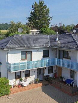 Viel Platz, viel Natur, viel Zuhause: Familienfreundliches Wohnen mit Gartenparadies! - Büdingen