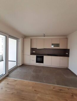 Lichtdurchflutete 3-Zimmer-Wohnung mit moderner Einbauküche - Oberriexingen