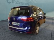 VW Touran, 2.0 TDI Comfortline, Jahr 2020 - München