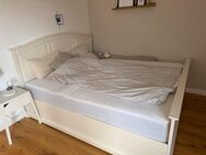 Ikea Birkeland Bettgestell inkl. Lattenrost (180x200)Farbe Creme - Pforzheim