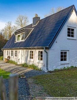 Idyllisch an der Au- kleine Kate , versteckt und ruhig gelegen - Sterup