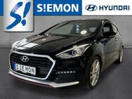 Hyundai i30, 1.6 Turbo Coupe SmartKey LM18, Jahr 2017 - Warendorf