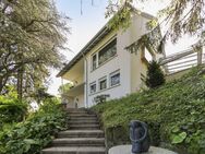 Panoramausblick: Wunderschönes Einfamilienhaus mit Einliegerwohnung in bester Lage in ES-Zollberg - Esslingen (Neckar)