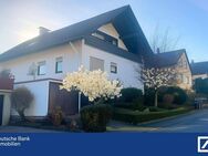 Großzügiges Zweifamilienhaus mit Garage und Garten in ruhiger Lage von Völkersbach - Malsch (Landkreis Karlsruhe)