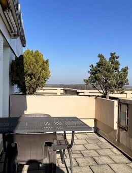 Sonnige Dachterrassenwohnung mit Alpenblick - Germering