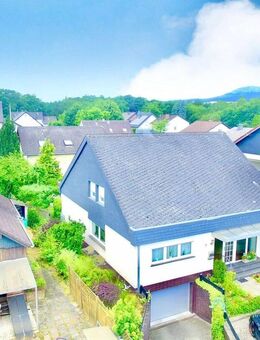 Gepflegtes Zweifamilienhaus in ruhiger Lage von Kretz - Kretz