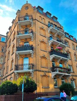 sanierte 5 Zimmer - ETW mit Balkon im historischen Jugendstilhaus nahe Goetheanlagen - Kassel