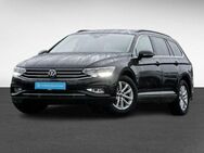 VW Passat Variant 2.0 BUSINESS AHK ACC LED ALU NAVI - Bergkamen