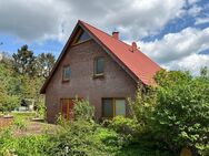 Besonderes Einfamilienhaus mit tollem Grundstück und Doppel-Carport in Betzendorf OT Drögennindorf - Betzendorf