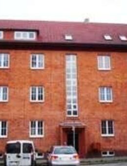 Sonnige 3 Zimmer Wohnung mit Wannebad - Stralsund