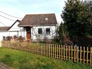 Kleines Haus mit Grundstück in Woltersdorf zu verkaufen - Gommern Menz