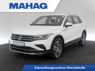 VW Tiguan, 2.0 TSI ELEGANCE NaviPro, Jahr 2021 - München