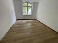 58qm Zwei-Zimmer Appartment inklusive neuer Küche / Wg tauglich - Essen