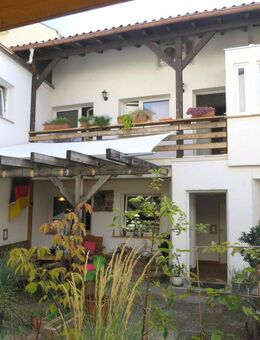 Stadtoase - Individuelles Einfamilienhaus mit kleinem Gäste- oder Bürohaus - Frankenthal (Pfalz)