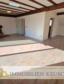 Preis deutlich gesenkt ! Raumwunder - Große 5-Zimmer-Whg. mit Sonnenbalkon + 50qm Nutzfläche in ruhiger Sackgasse - Stuhr