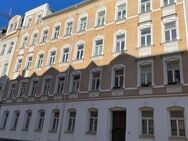 HOCHWERTIGES SINGLE-NEST IM DG MIT PARKETT, BALKON, FUßBODENHEIZUNG SOWIE MODERNEM BAD - Chemnitz