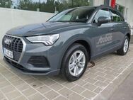 Audi Q3 40 2.0 TFSI QUATTRO S tronic LED*CAM*SHZ*NAVI - Ochsenhausen