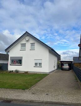 Ländlich wohnen - modernes Einfamilienhaus in Steinheim-Bergheim - Steinheim