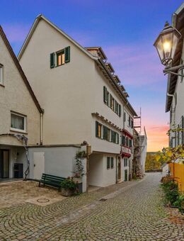 Voll vermietet, kernsaniert & nach WEG aufgeteilt - attraktives MFH in Besigheim - Besigheim